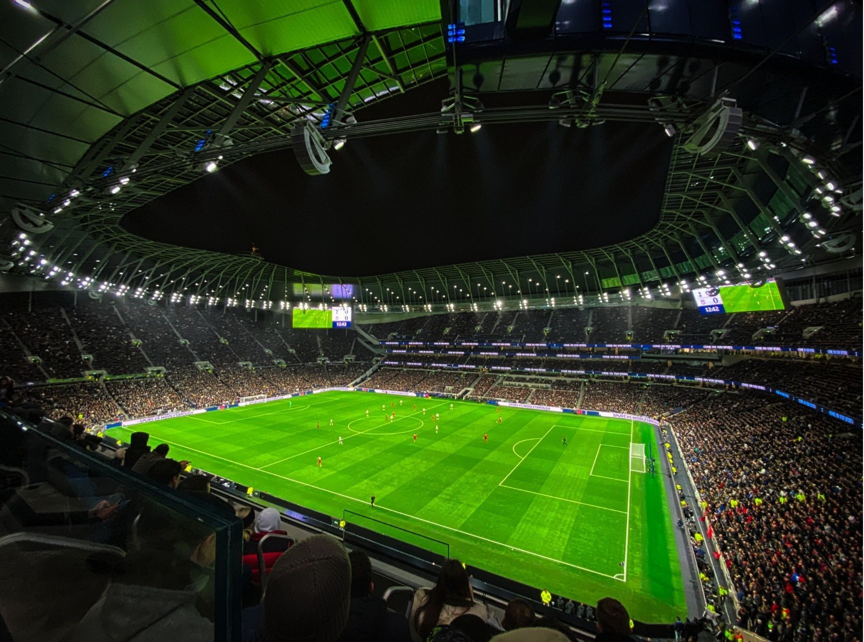 Czyszczenie stadionów - firma sprzątająca